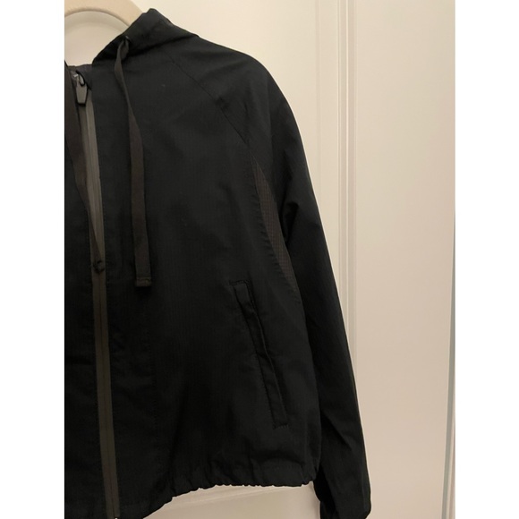 Must go before 27th! Banana Republic Sport Cropped Track Jacket Size XS Petite - Picture 7 of 10